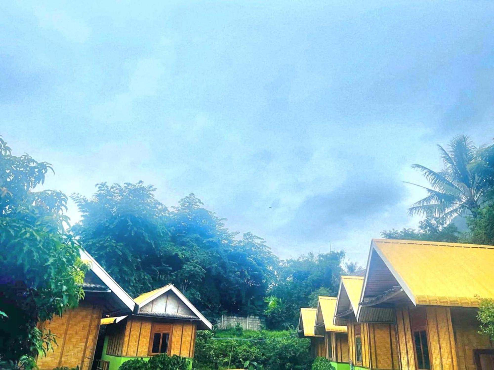 Bed and breakfast Nong Khiaw Ing Ing Mountain View Extérieur photo