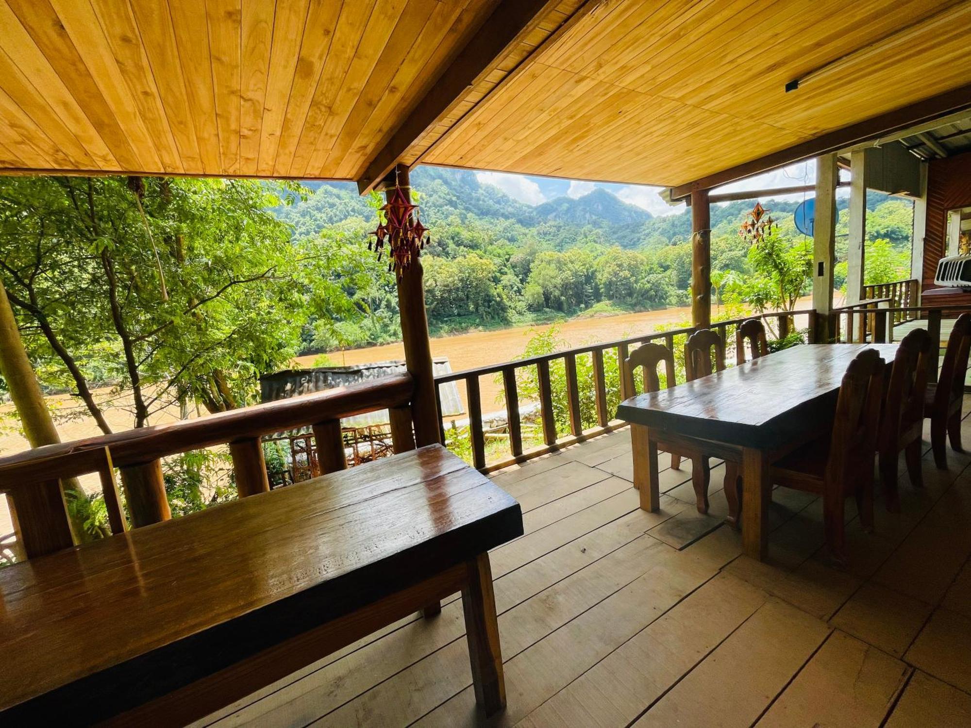 Bed and breakfast Nong Khiaw Ing Ing Mountain View Extérieur photo