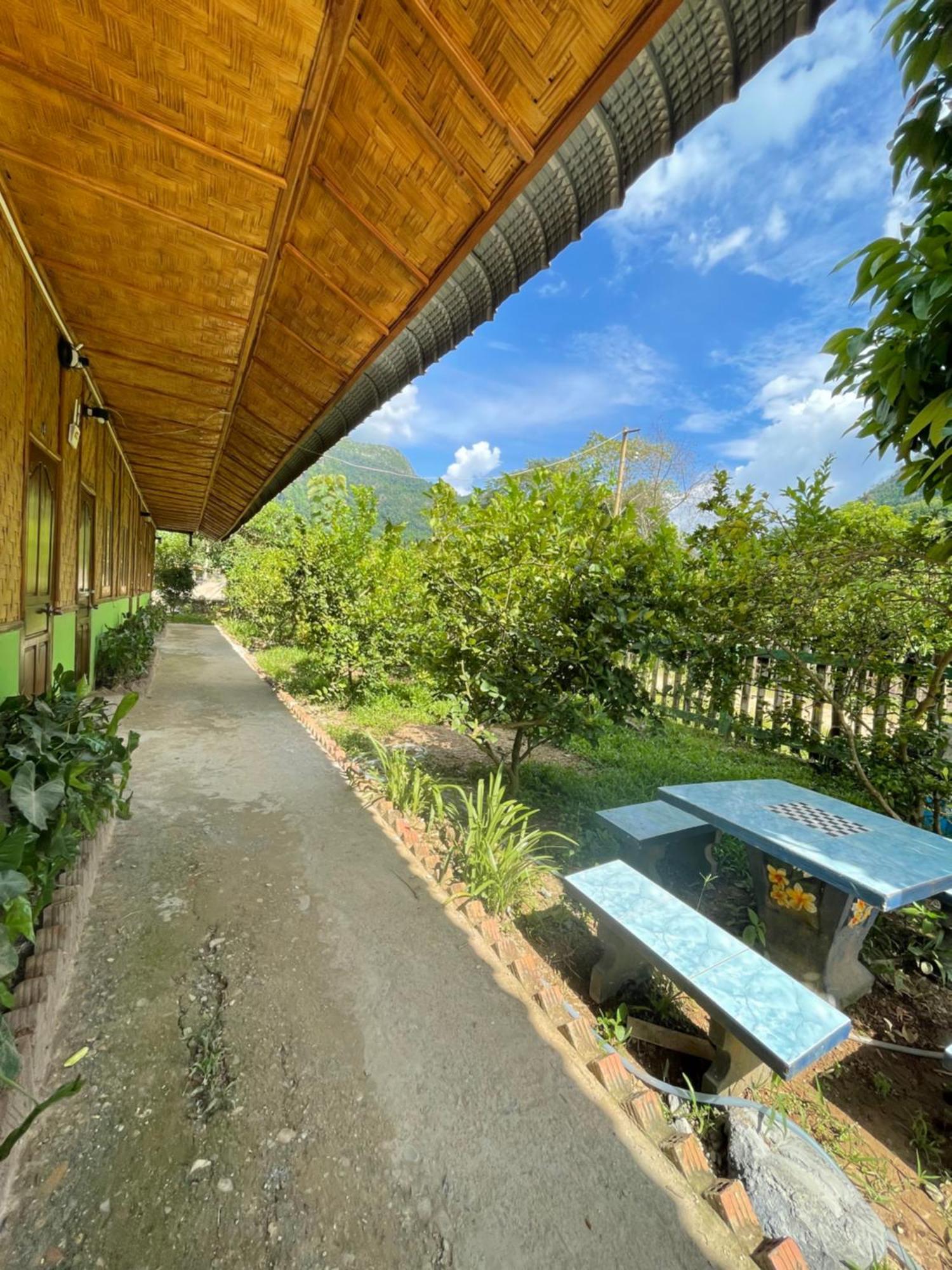 Bed and breakfast Nong Khiaw Ing Ing Mountain View Extérieur photo