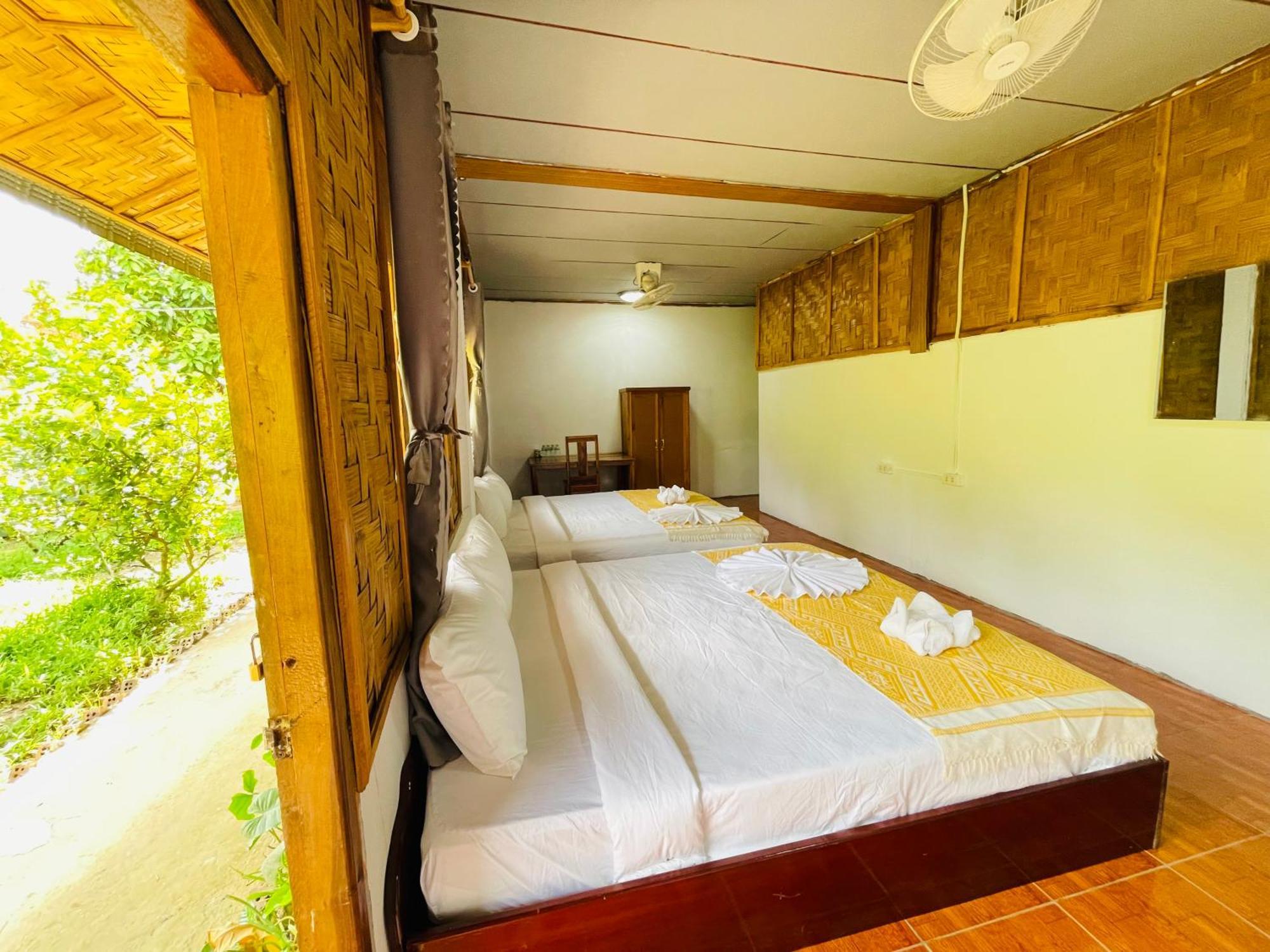 Bed and breakfast Nong Khiaw Ing Ing Mountain View Extérieur photo
